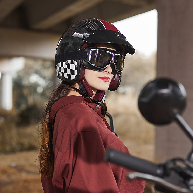 Casque de moto rétro en fibre  - Carbon Fiber Lightweight Motorcycle Helmet avis et prix