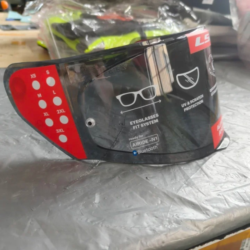 Visière solaire intérieure de  - Motorcycle Helmet Inner Sun Visor Lens avis et prix